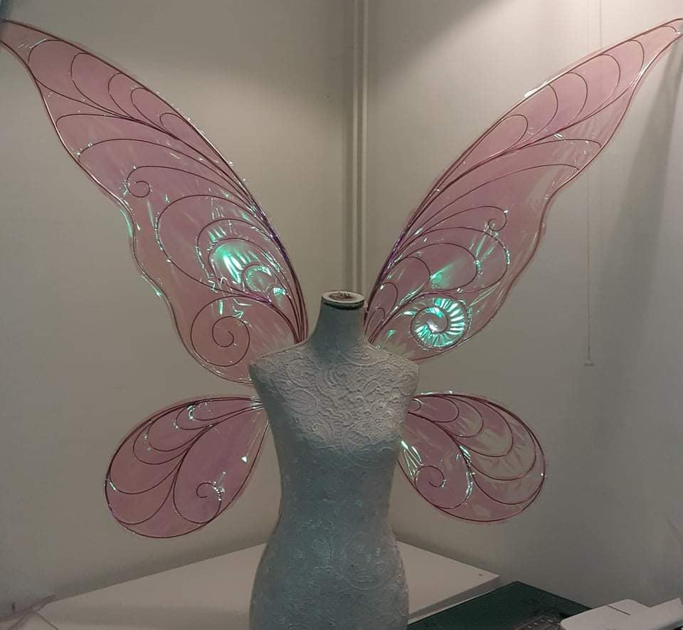 Extra large Rosetta wings